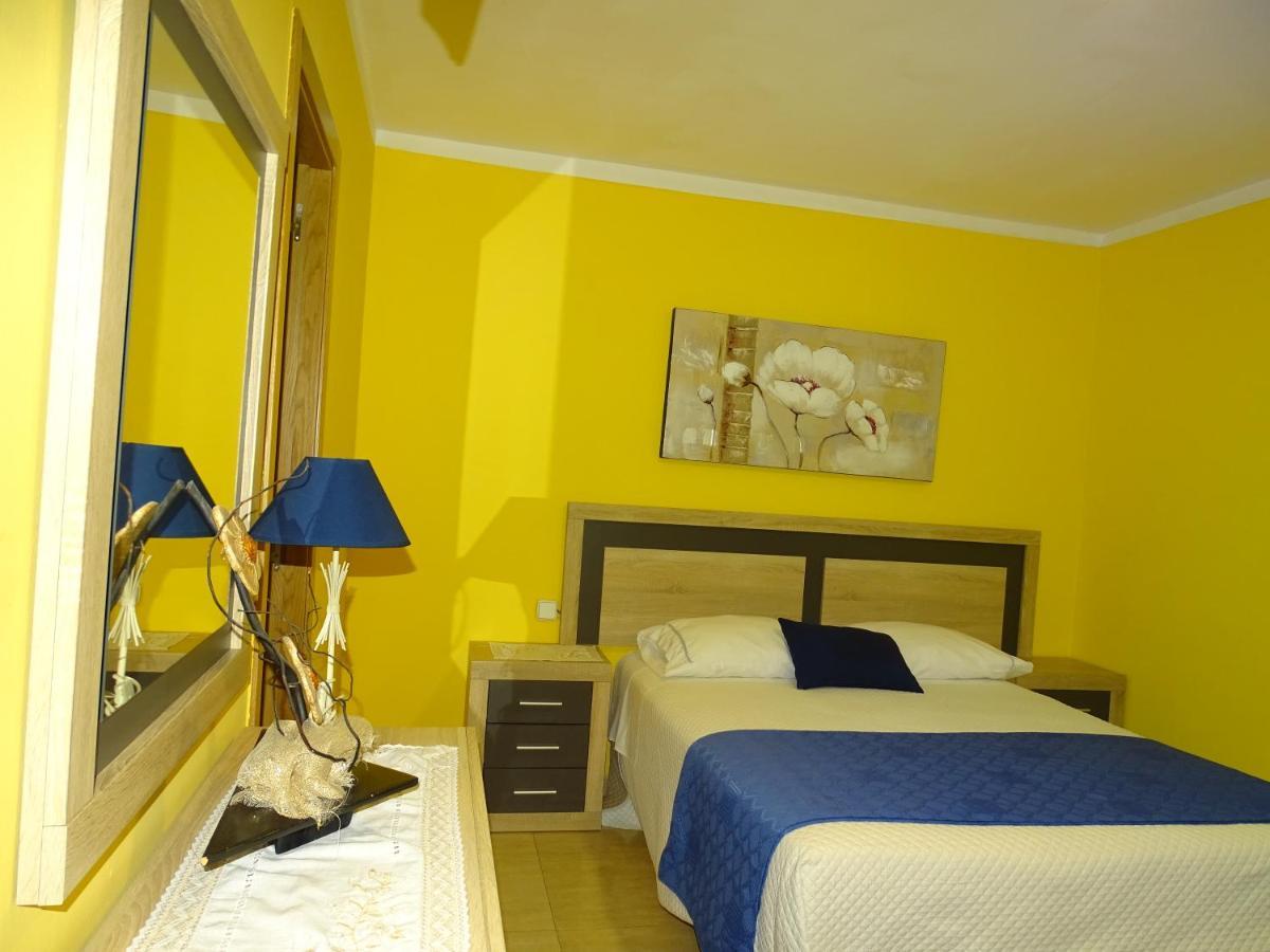 Hostal Nuevo Alonso Bembribe ภายนอก รูปภาพ